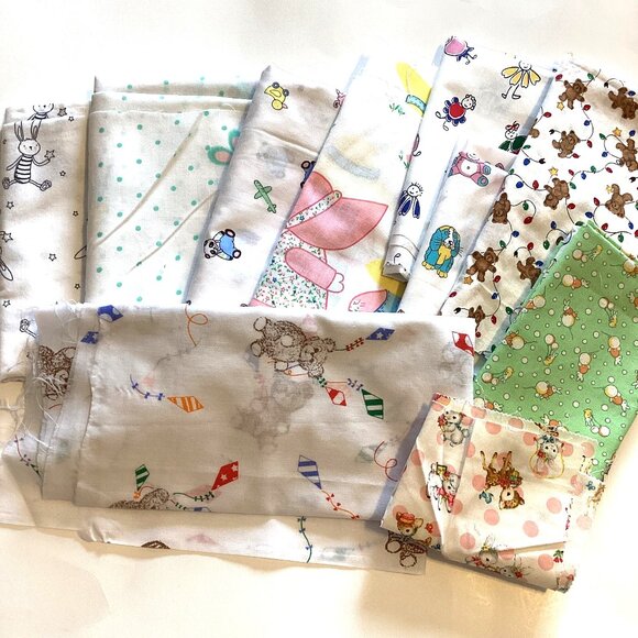 A Bundle Bag of Baby Cotton Fabric Material Scraps Quilting Sewing - Picture 1 of 6